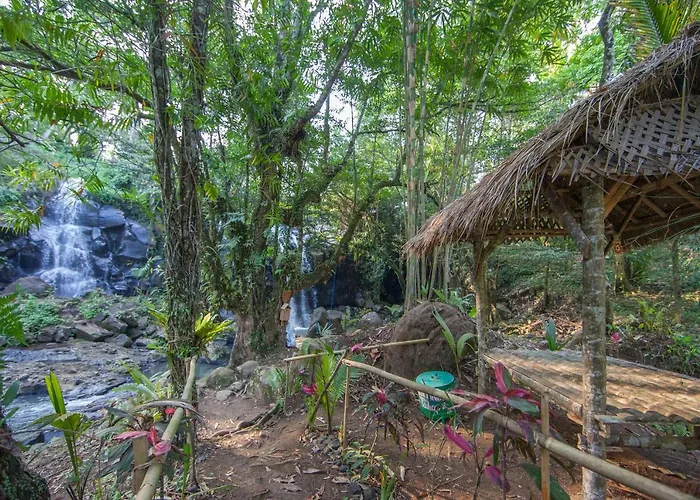 Bali Retreat ロッジ *